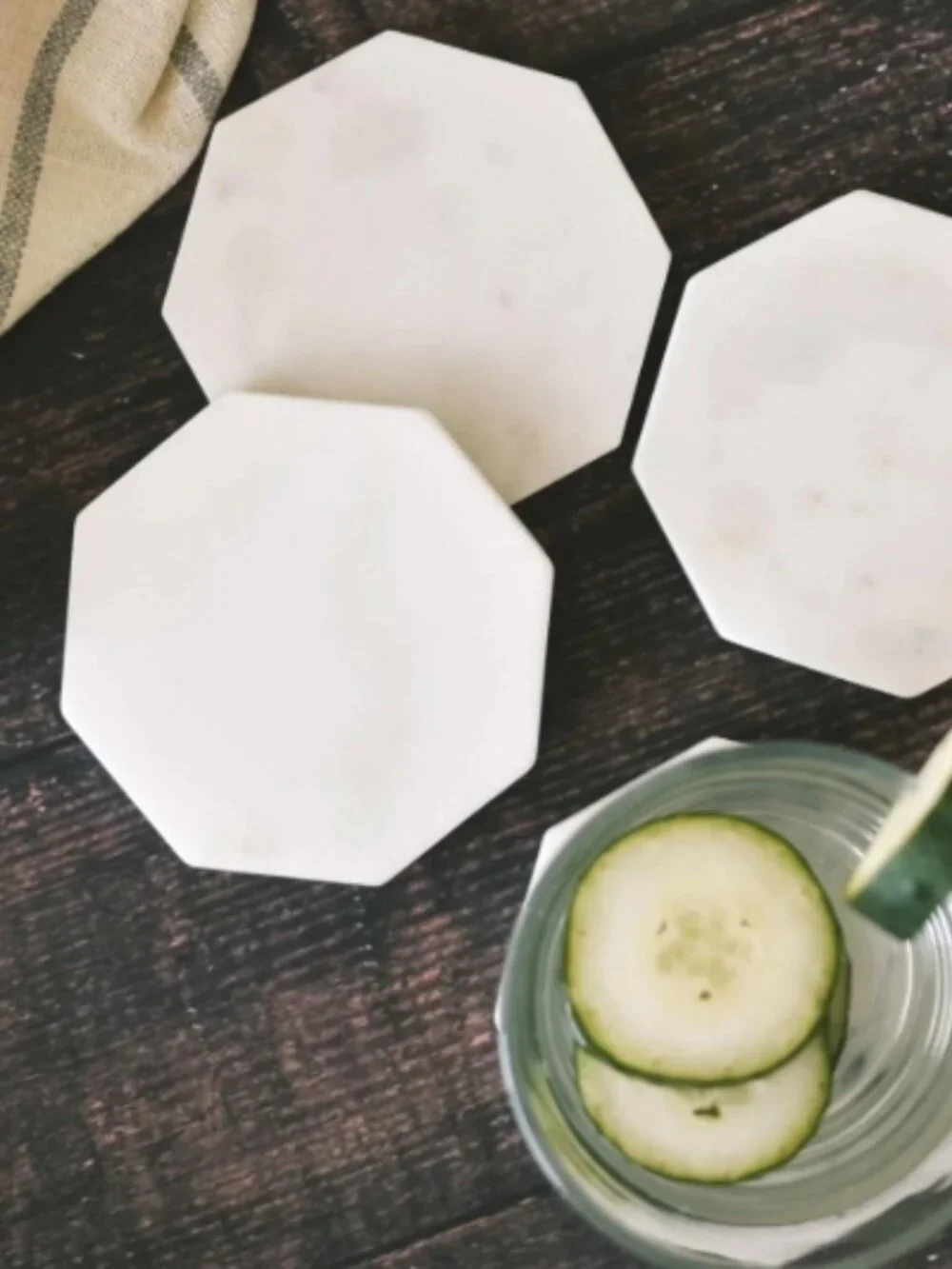 NEW Zeal Living Artisan White Marble Coasters Set of 4